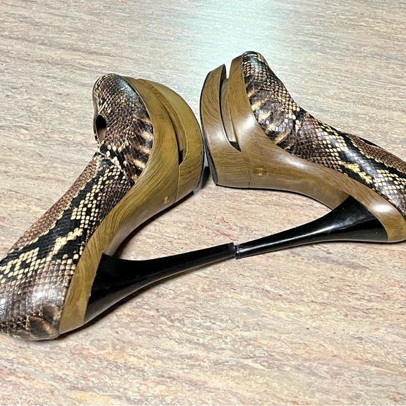 Jessica Simpson Croco platform high heels - Picture 14 of 16